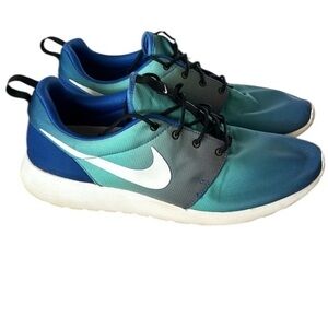 Nike Rosherun Game Royal ocean zen sneakers shoes size 11.5 men’s